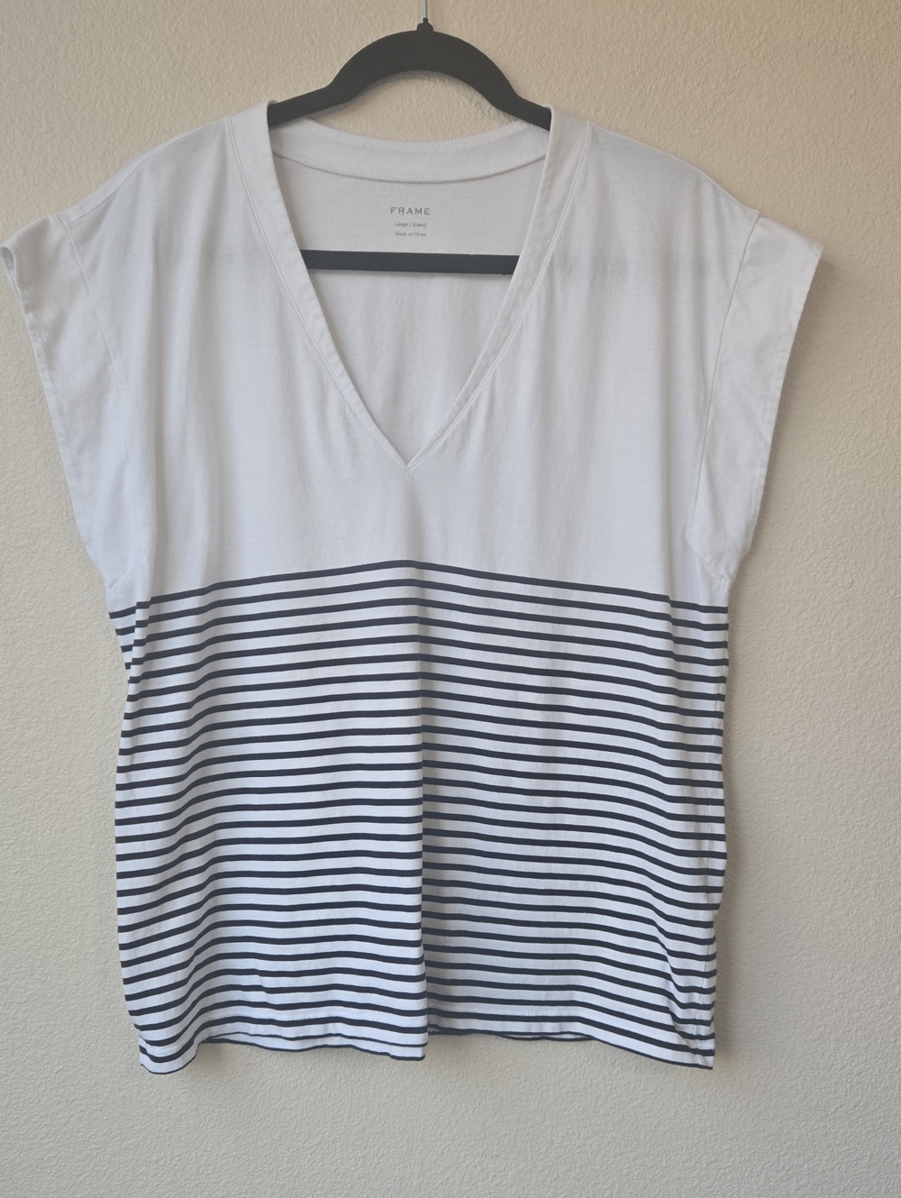 Frame Denim White and Navy Striped V-Neck Tee